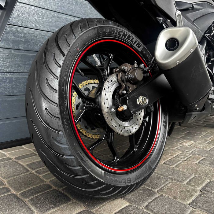 Продам мотоцикл Yamaha YZF-R3 (3633)