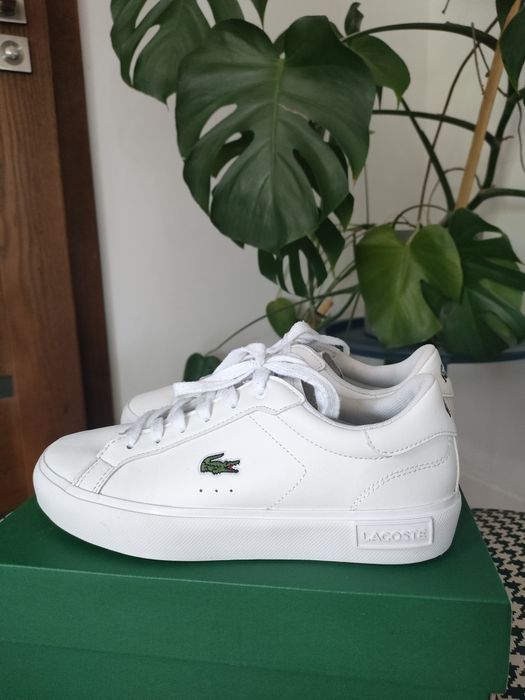Białe buty Lacoste r. 35