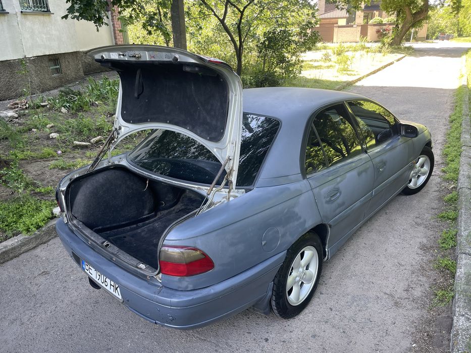 Opel Omega B MV6 3.0 V6