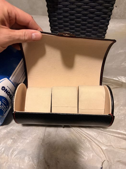 Etui na 3 zegarki. Nowe.