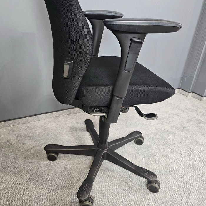 Fotel biurowy Kinnarps Plus