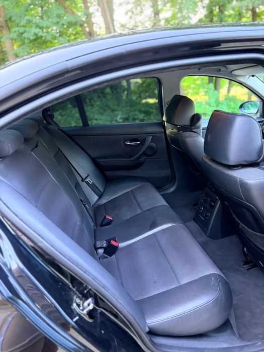 Bmw e90 318d 2008