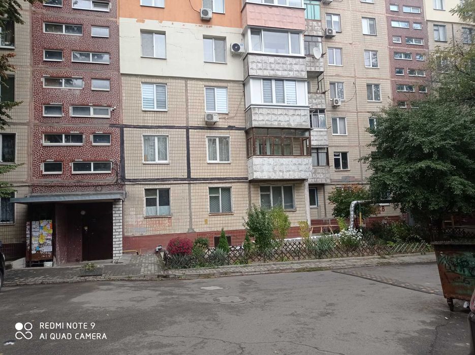 Продам 3 кім.кв. на Тополі-2