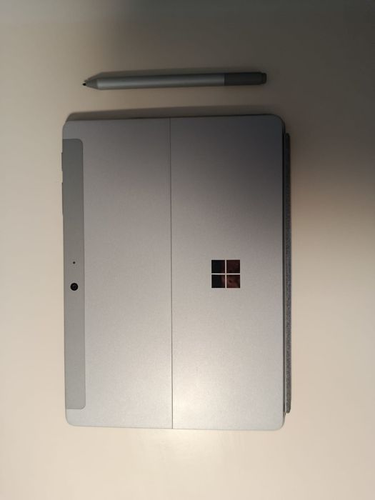 Computador Microsoft Surface Go