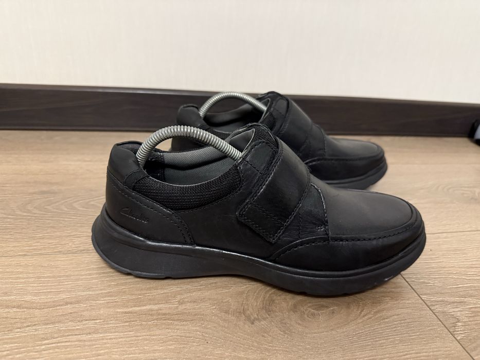Туфлі на липучках clarks 43 розмір