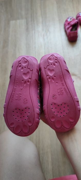 Kapcie Renbut do przedszkola r. 25