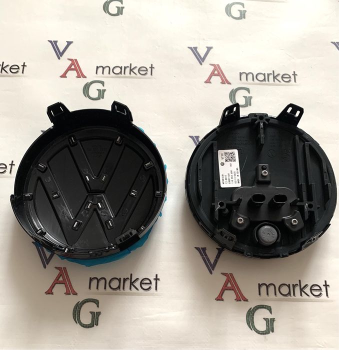 Значок Volkswagen ID4 Емблема