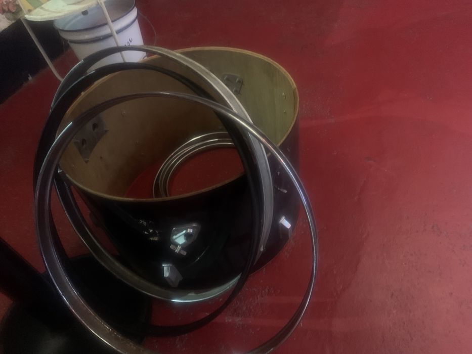 Bombo century incompleto + aros