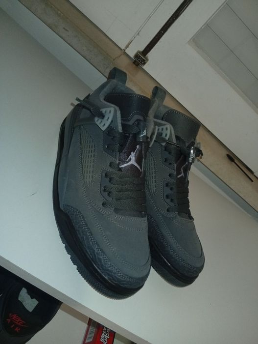 Jordan spikezie cinzas