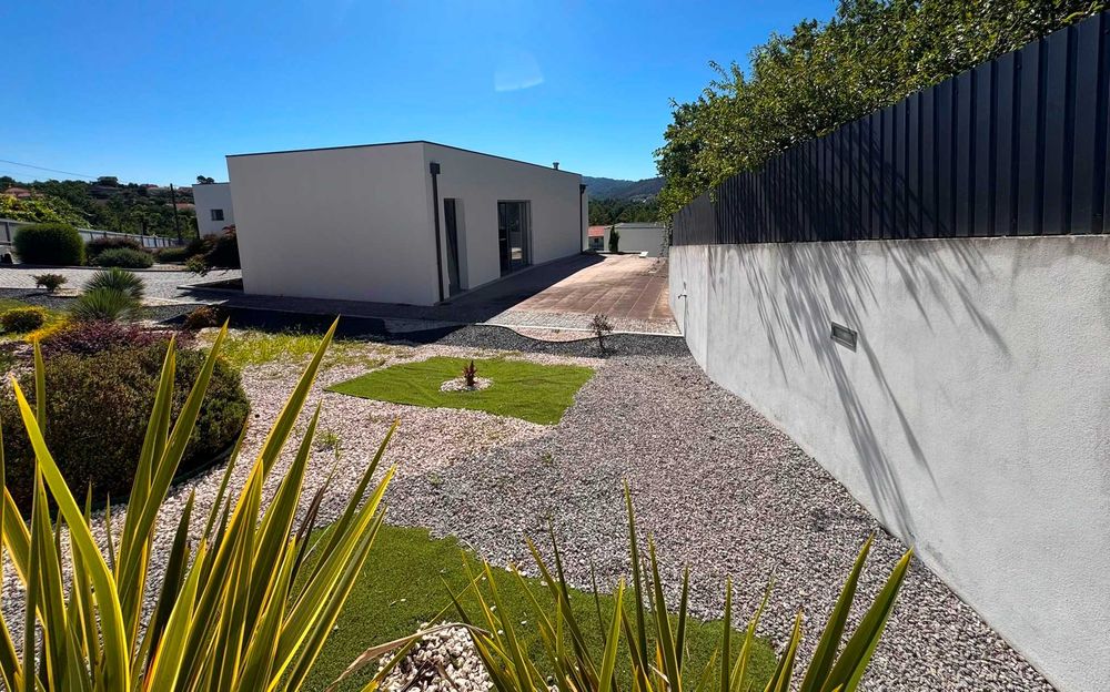 Moradia Térrea T3 com Piscina