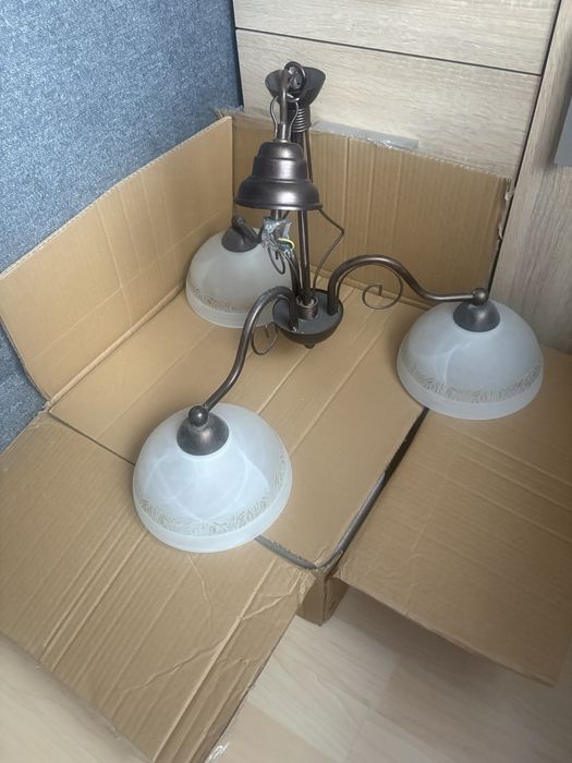 Żyrandol klasyczny Vintage z żarowkami