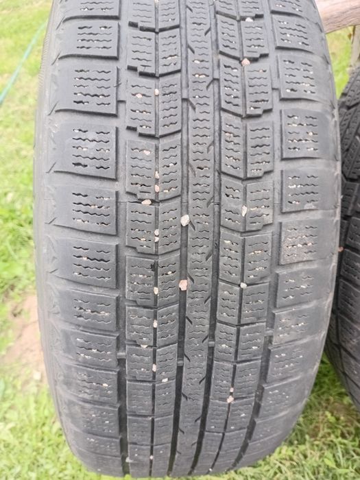 Комплект зимових гум на титанах R 15