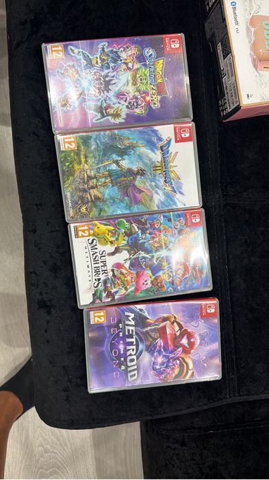 Vendo jogos Nintendo switch e comando