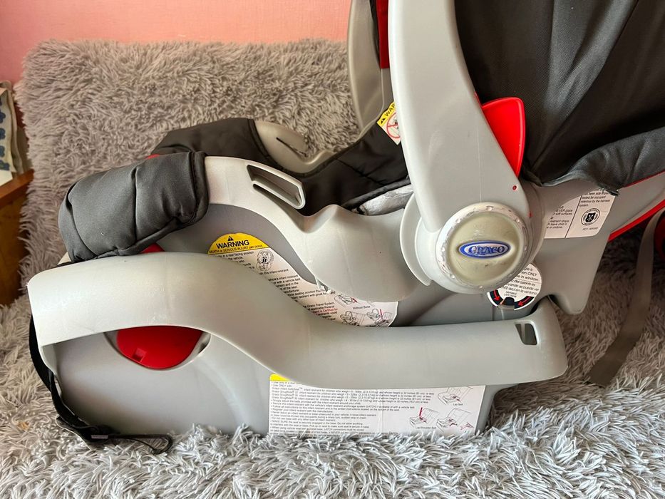 автокрісло фірми Graco (USA).