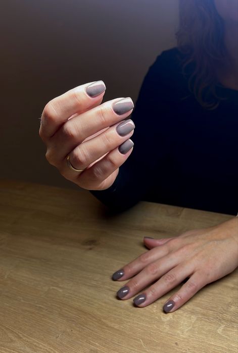 Stylizacja paznokci mobilnie bądź stacjonarnie