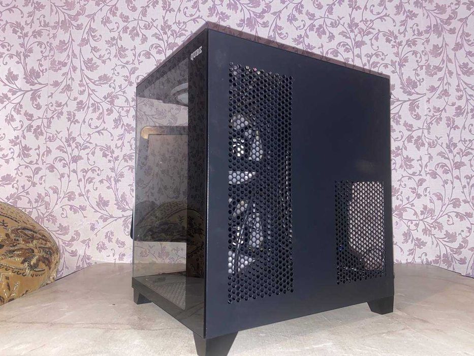 Продам корпус QUBE REEF BLACK