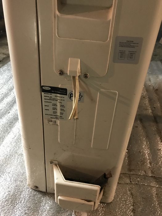 Кондиціонер Carrier(Неробочий)зовнішній блок
