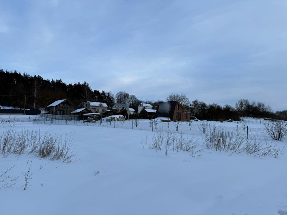 Продаж земельної ділянки біля лісу  24 сотих