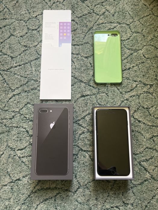 iPhone 8 Plus - iOS 14.3 - Оригінальна коробка - 70% АКБ