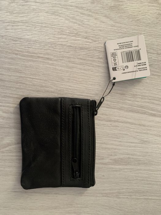 Czarne skórzane etui na klucze