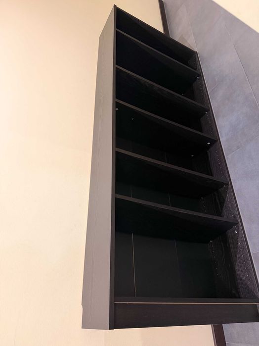 Estante IKEA - NOVA - BILLY Estante, preto efeito carvalho, 80x28x202 cm