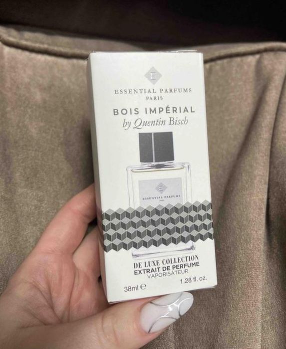 Essential Bois imperial Parfums 10 ml / 38/100