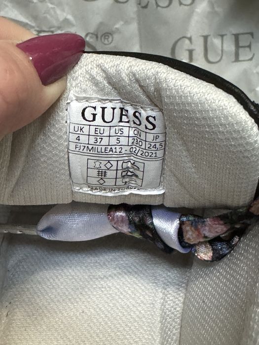 Guess czarne sneakersy Mila rozmiar 37