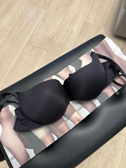 Бюст пушап Skims onyx