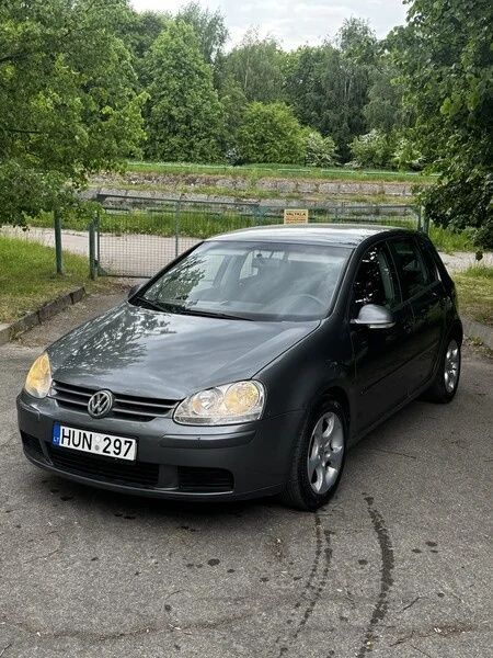 Volkswagen Golf 2005 г Хэтчбек