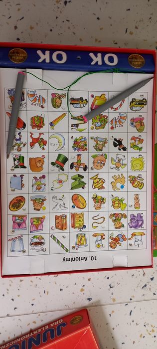 Gra elektroniczna Junior