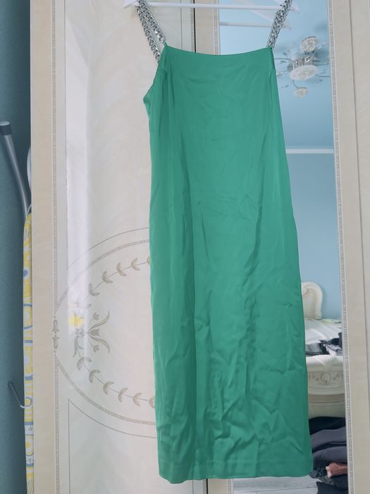 Сукня на брителях H&M