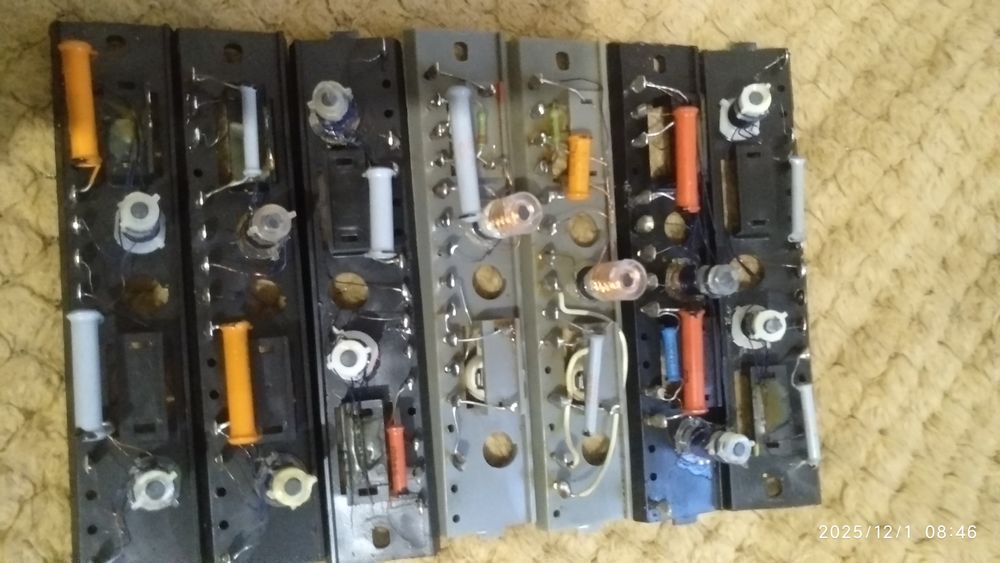 Прода конденсатор перемінной ємкості КПЕта планки до VEF 202