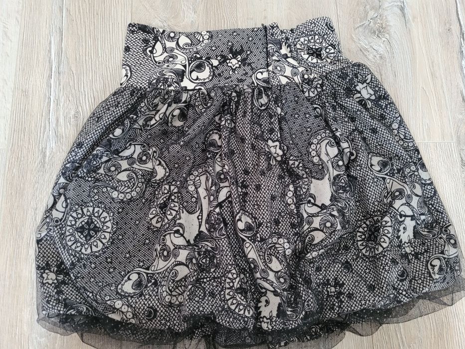 Elegancka spódniczka