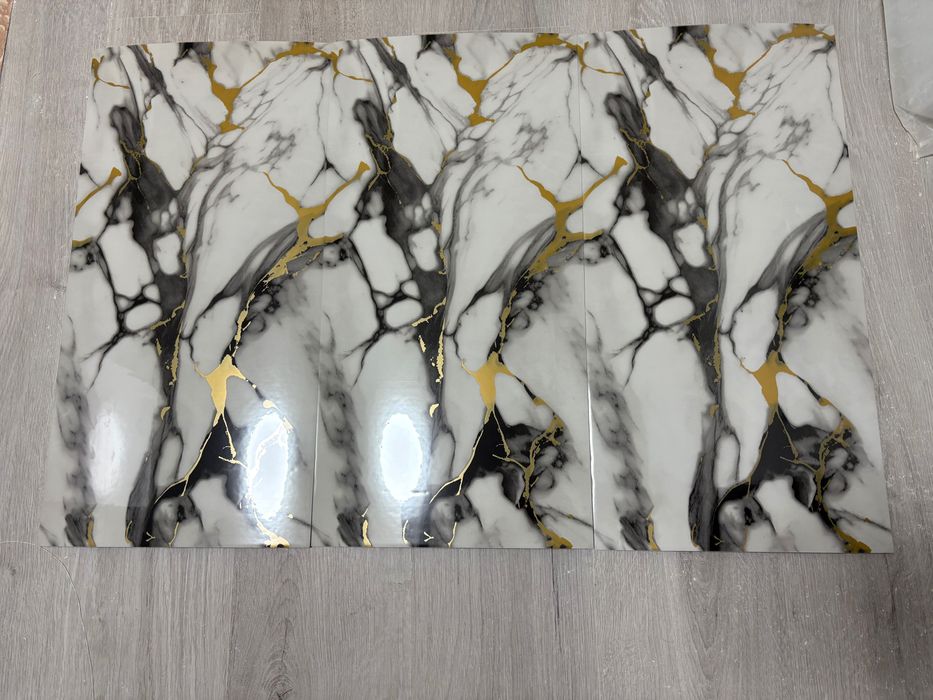 Самоклеюча плитка пвх для ванної 600*300*2 мм мармур