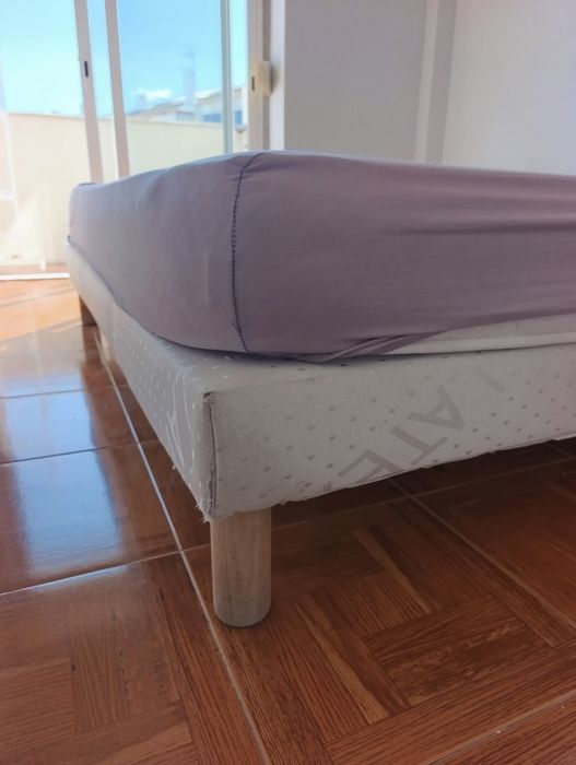 Cama casal  com colchão