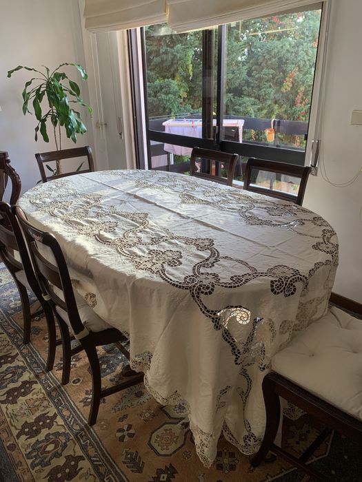 Toalha de linho bordada