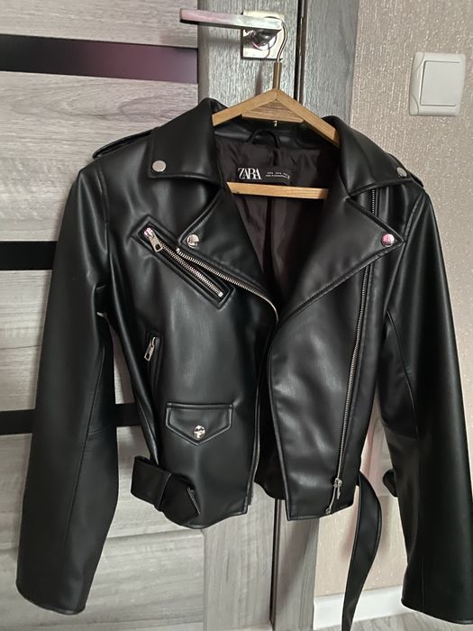 Косуха ZARA чорна