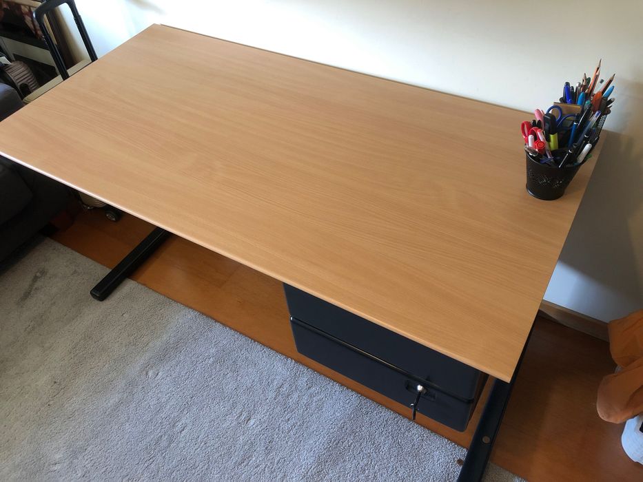 Secretaria + cadeira em pele