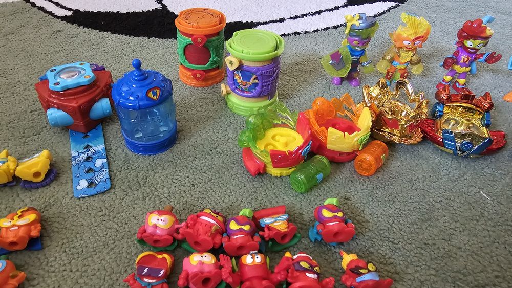 Zestaw SUPER ZINGS 179 elementów !!!