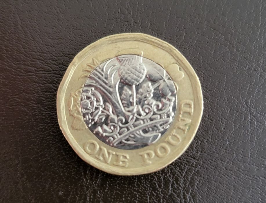 Moeda 2.50€ Torre de Belém e Moeda One Pound 2017