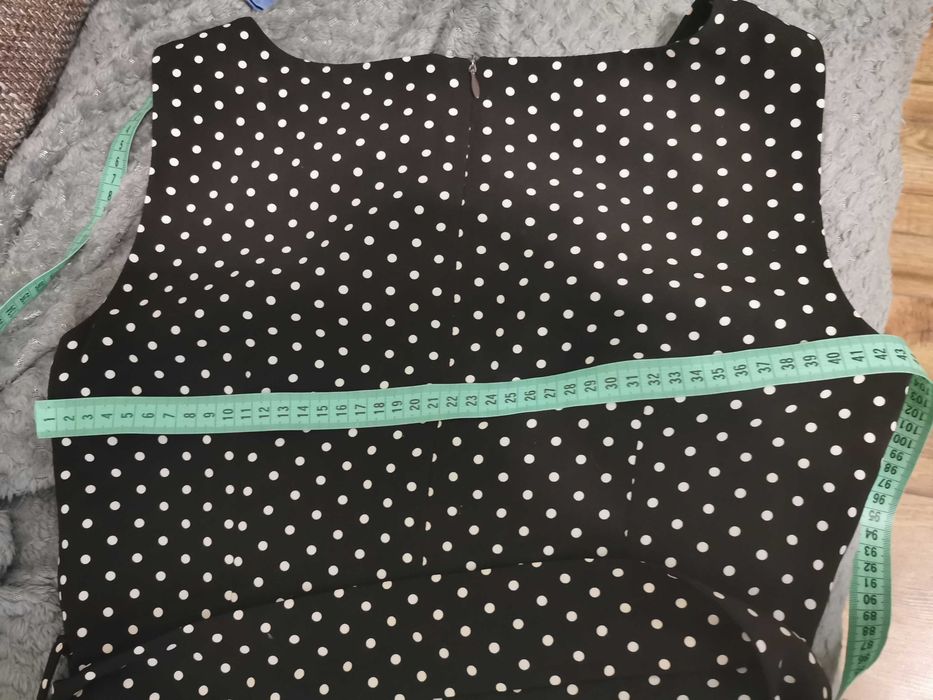Letnia sukienka maxi. Rozmiar 40.