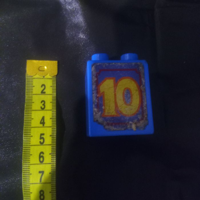 Лего duplo 21 деталь чоловічок,прапор