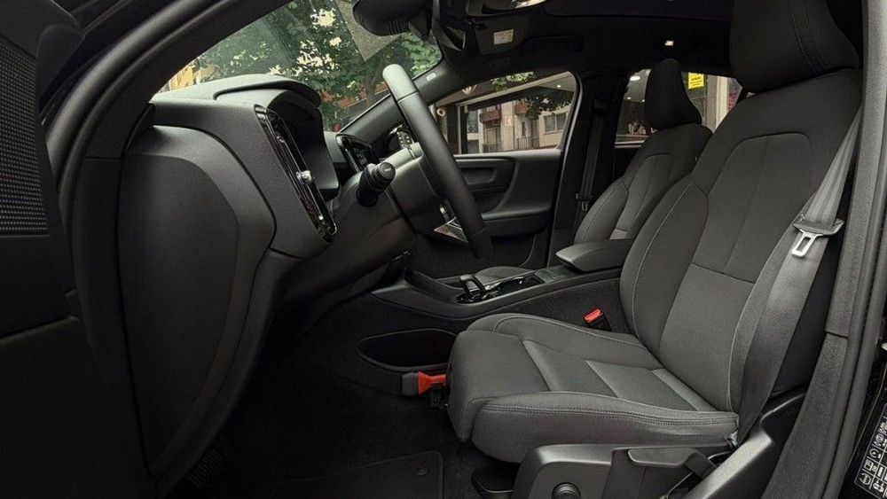 Volvo C40 Recharge Core