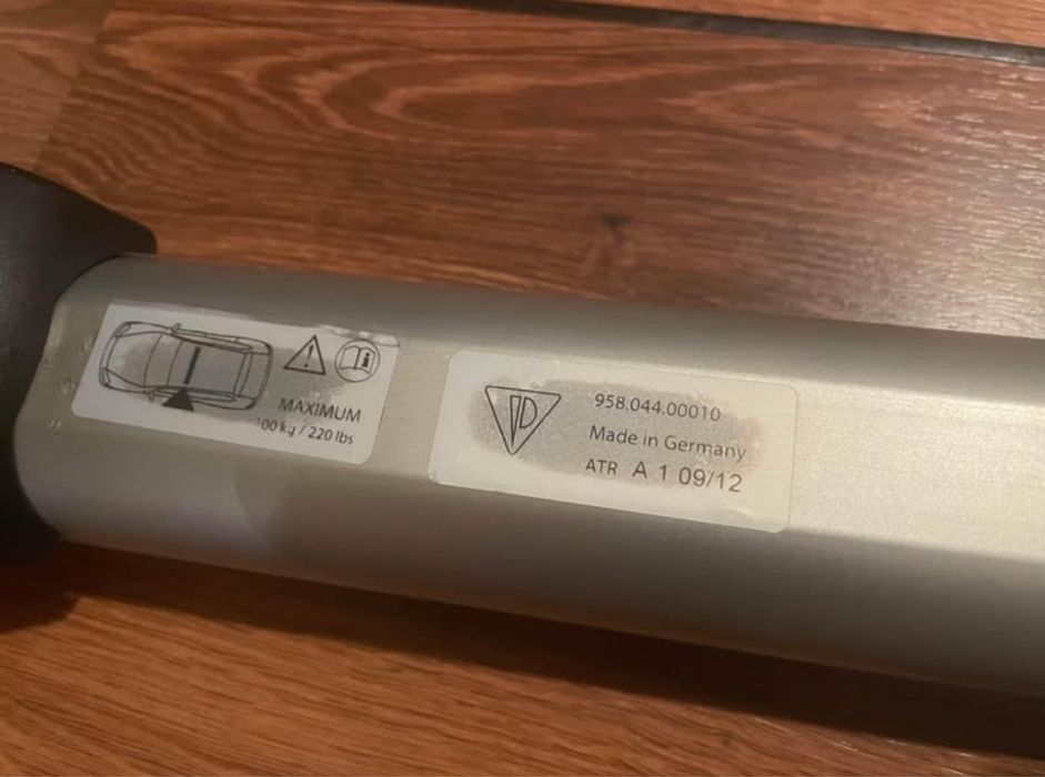 Bagażnik dachowy Porsche Cayenne II  belki bazowe