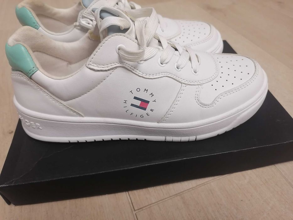Nowe buty tommy hilfiger