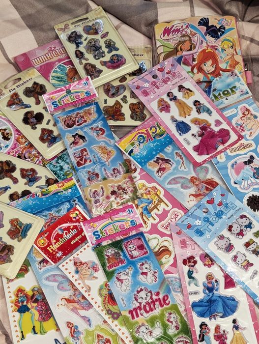 Канцелярія, наліпки Вінкс/ принцеси