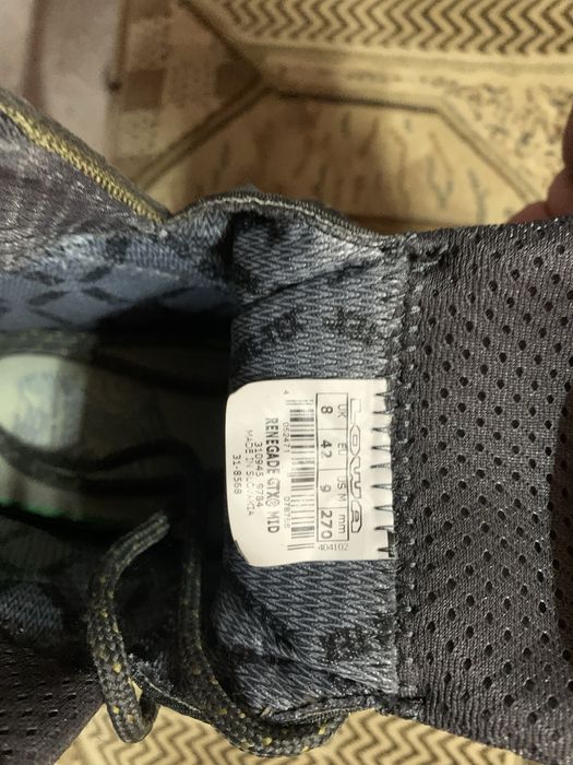 Продам нові трекінгові черевики Lowa Renegade GTX Mid (оригінал)