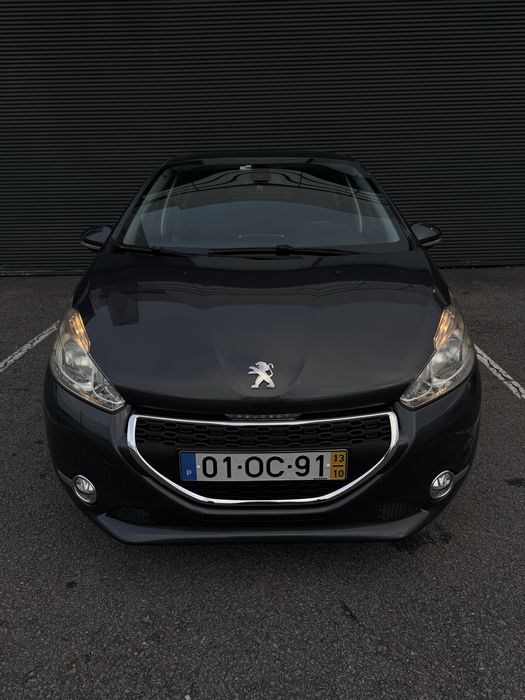 Peugeot 208 hdi — photo 2