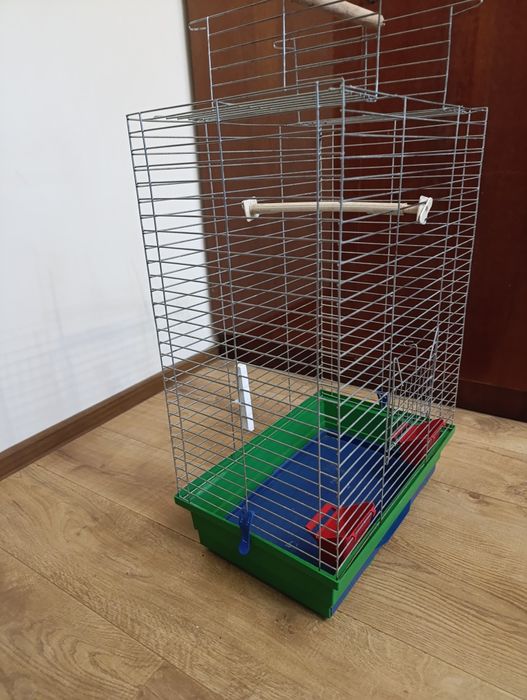 Клітки для папуг