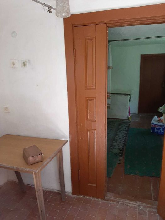 Продається частина будинку із земельною ділянкою в с Тетерівка